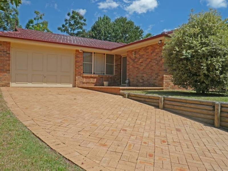 13 Willowglen Close, Green Point NSW 2251