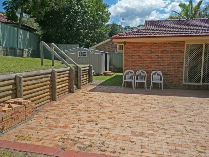 13 Willowglen Close, Green Point NSW 2251