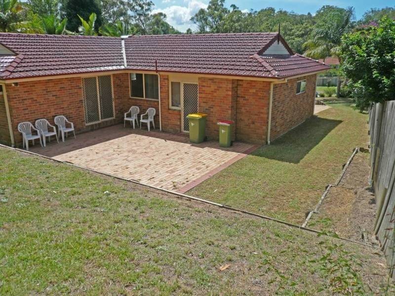 13 Willowglen Close, Green Point NSW 2251