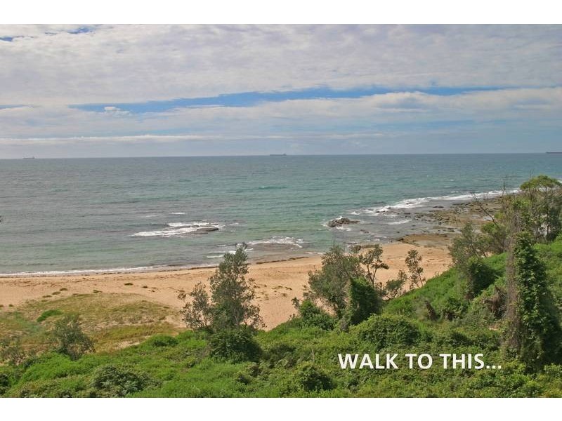 18 Point Street, Bateau Bay NSW 2261