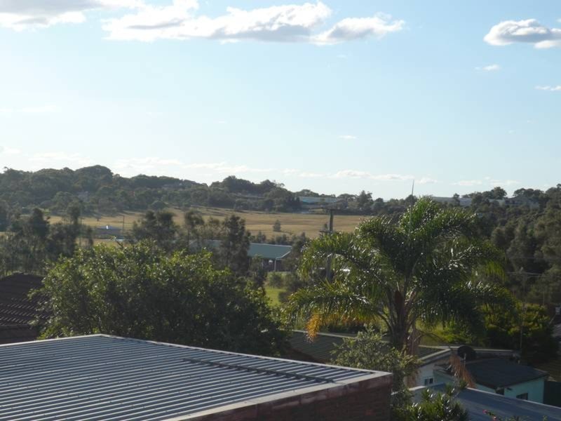 1/15-17 Forresters Beach Road, Forresters Beach NSW 2260