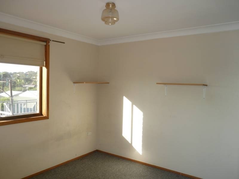 1/15-17 Forresters Beach Road, Forresters Beach NSW 2260