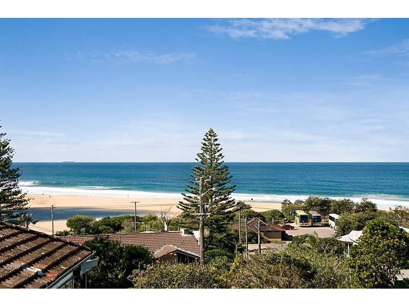 11 Clairvoux Road, Wamberal NSW 2260