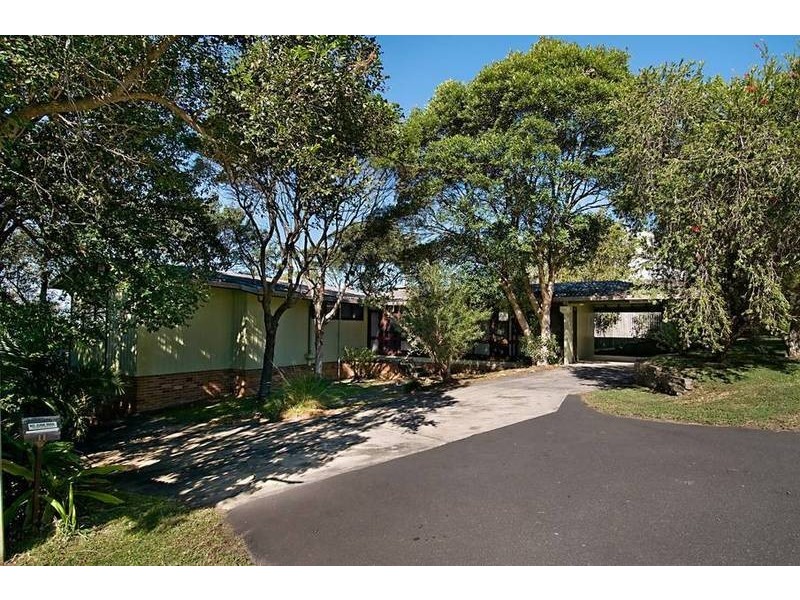 11 Clairvoux Road, Wamberal NSW 2260