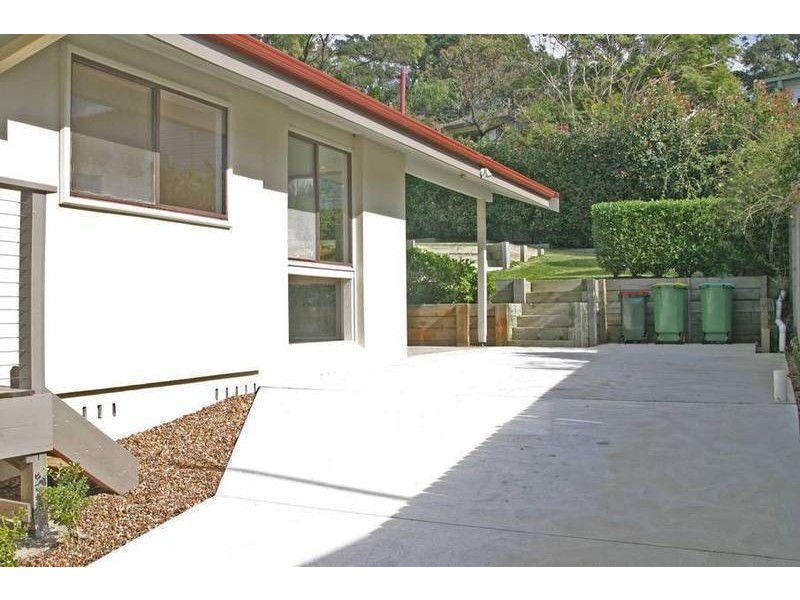 9 Vista Parade, Bateau Bay NSW 2261