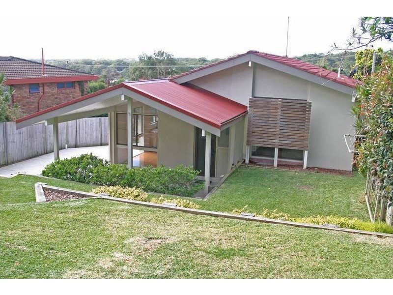9 Vista Parade, Bateau Bay NSW 2261