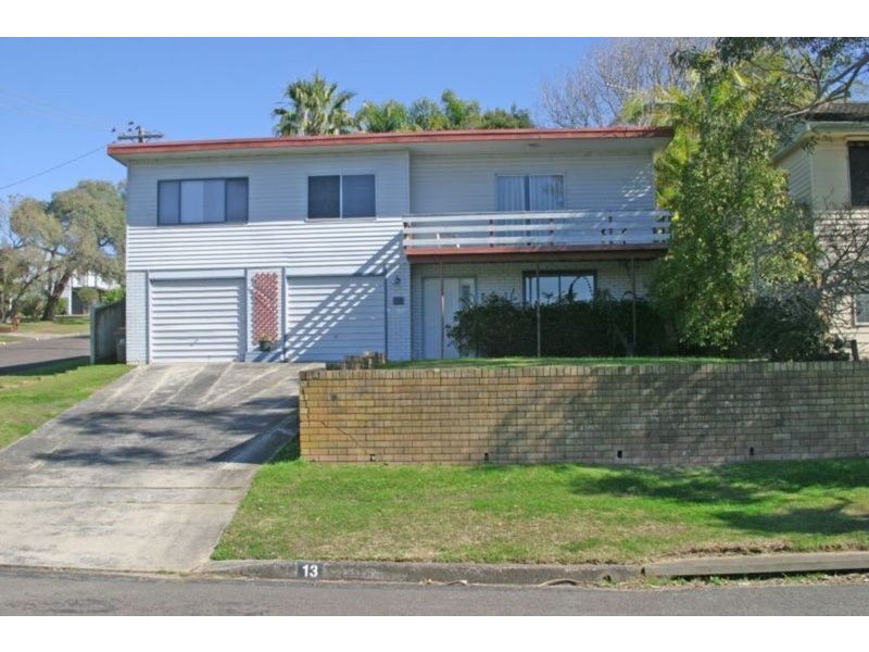 13 Fishermans Bend, Bateau Bay NSW 2261