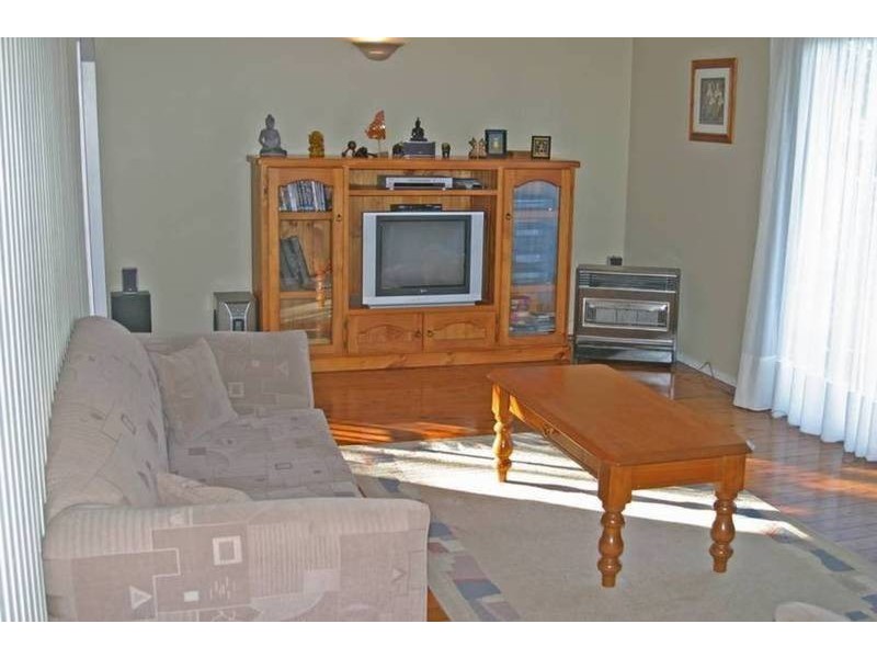 13 Fishermans Bend, Bateau Bay NSW 2261