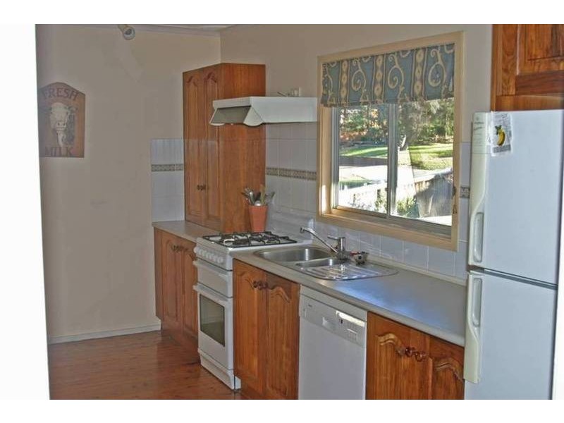 13 Fishermans Bend, Bateau Bay NSW 2261