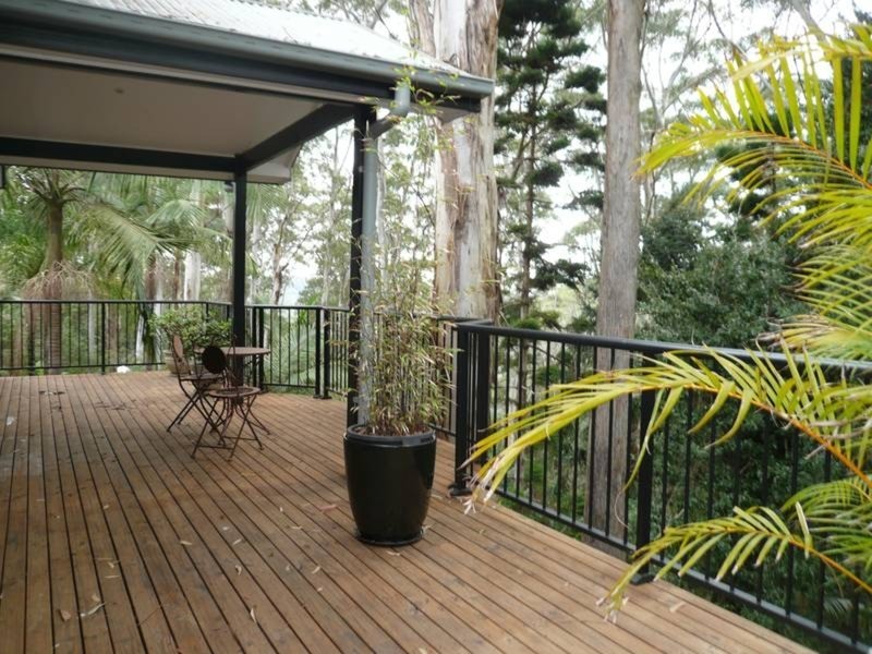 4 Bellevue Crescent, North Avoca NSW 2260