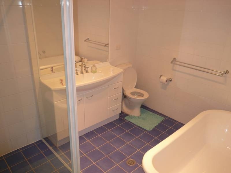 4 Bellevue Crescent, North Avoca NSW 2260