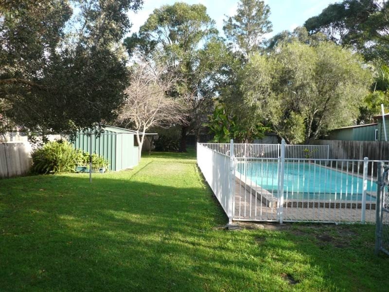 1/10 Lucinda Avenue, Wamberal NSW 2260