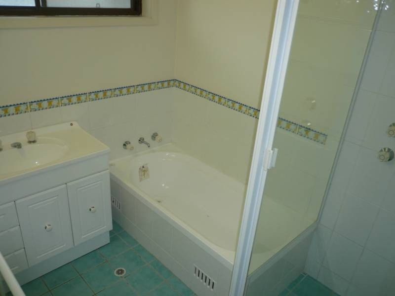 1/10 Lucinda Avenue, Wamberal NSW 2260