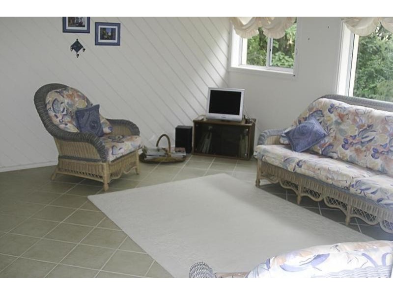 15 Carlton Road, Holgate NSW 2250