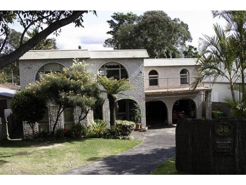 58 Noorong Avenue, Forresters Beach NSW 2260