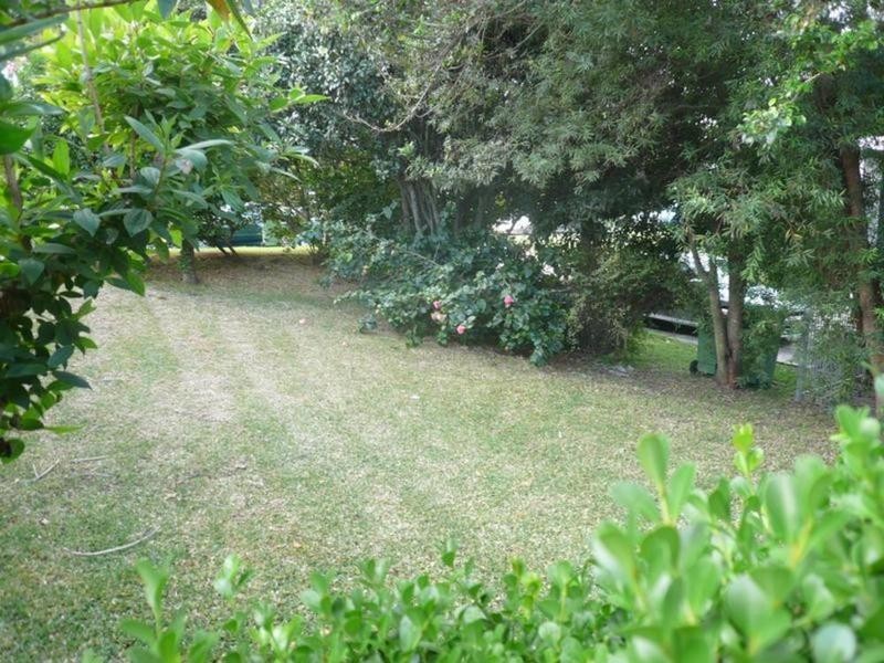 6 Adina Place, Wamberal NSW 2260