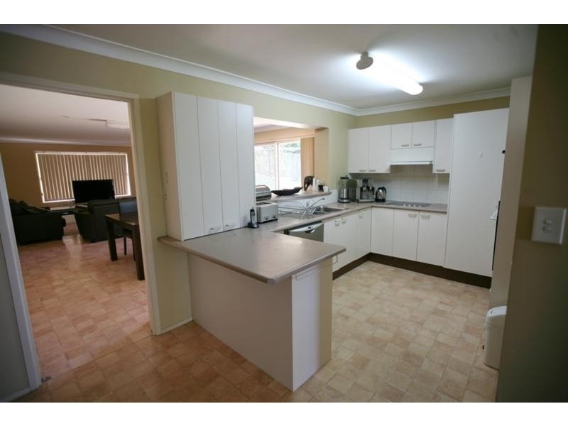 6 Bluebell Drive, Wamberal NSW 2260