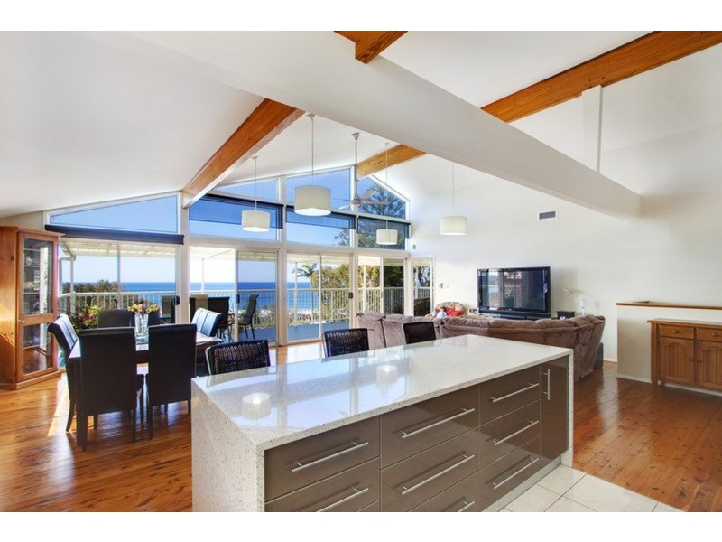 30a McGee Avenue, Wamberal NSW 2260