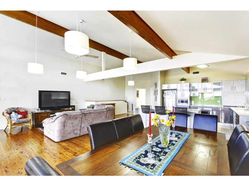 30a McGee Avenue, Wamberal NSW 2260