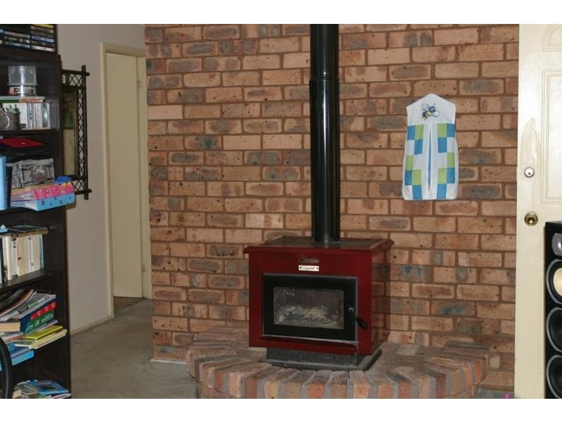 33 Kuburra Rd, Erina NSW 2250
