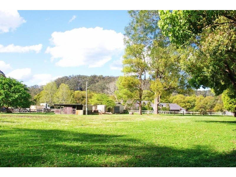 8 Wattle Tree Rd, Holgate NSW 2250