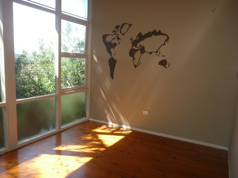 6 Dan Place, Forresters Beach NSW 2260