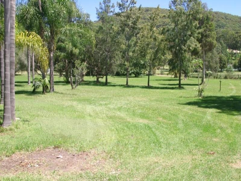 8 Lea  Avenue, Wamberal NSW 2260