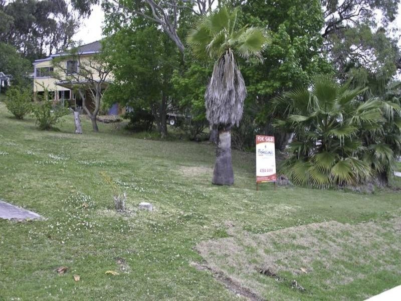 1 Lowanna Avenue, Forresters Beach NSW 2260