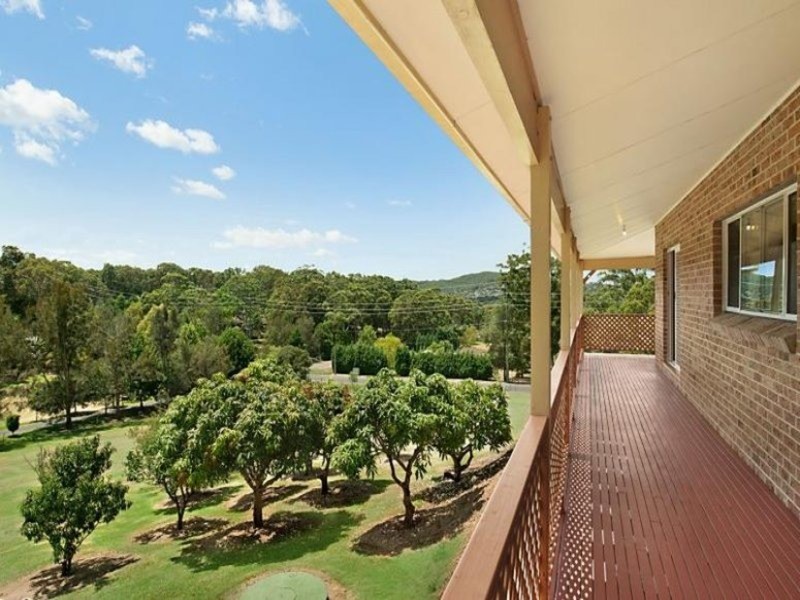 2 Pinaroo  Road, Wamberal NSW 2260