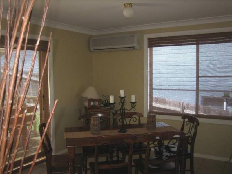 19 Bellevue Rd, Bateau Bay NSW 2261