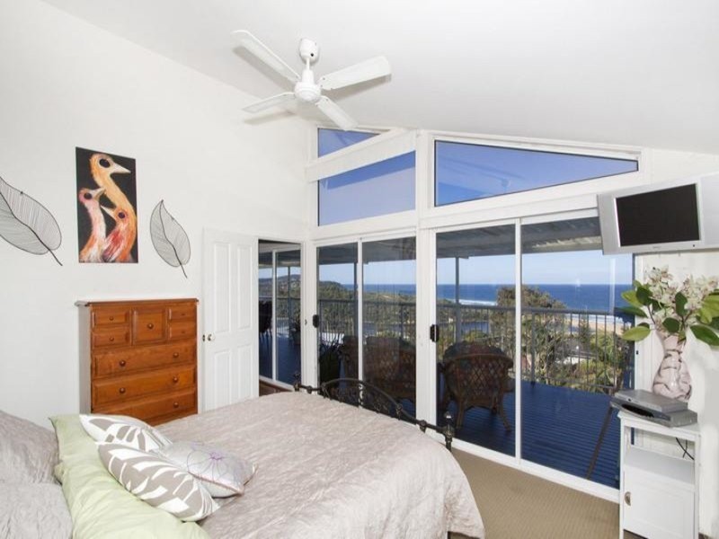 30 A McGee Avenue, Wamberal NSW 2260