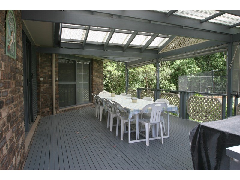 2 Barinya Lane, Springfield NSW 2250