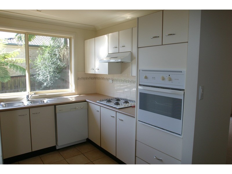 2/15 Maas Parade, Forresters Beach NSW 2260