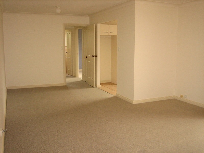 2/15 Maas Parade, Forresters Beach NSW 2260