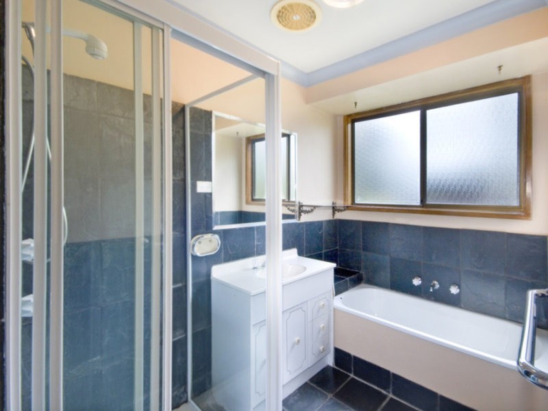 1 Yellow Box Avenue, Springfield NSW 2250