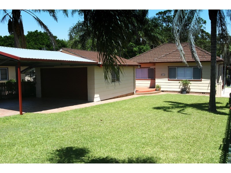 981 The Entrance Road, Forresters Beach NSW 2260