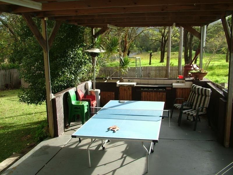 981 The Entrance Road, Forresters Beach NSW 2260