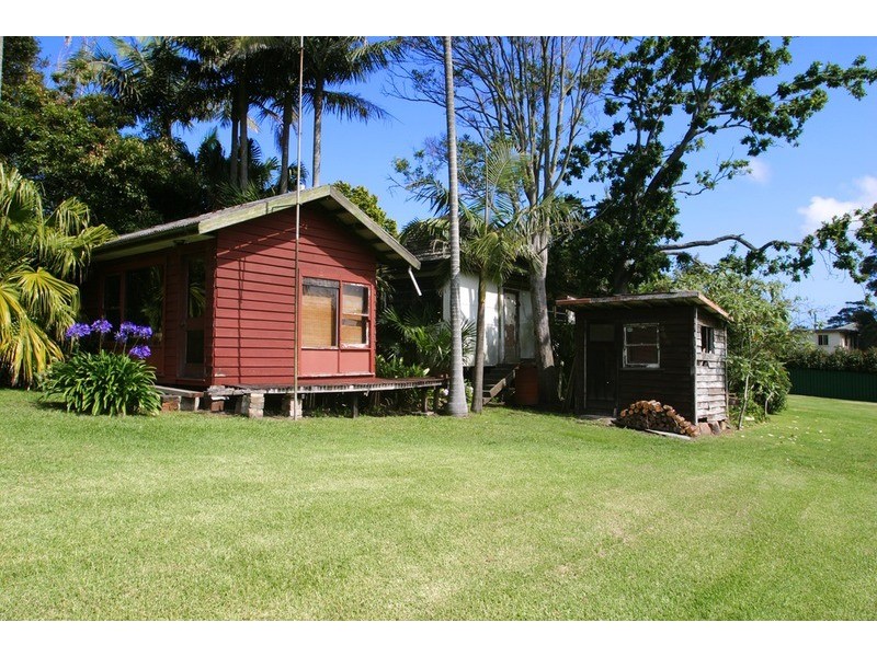 1 Reads Road, Wamberal NSW 2260