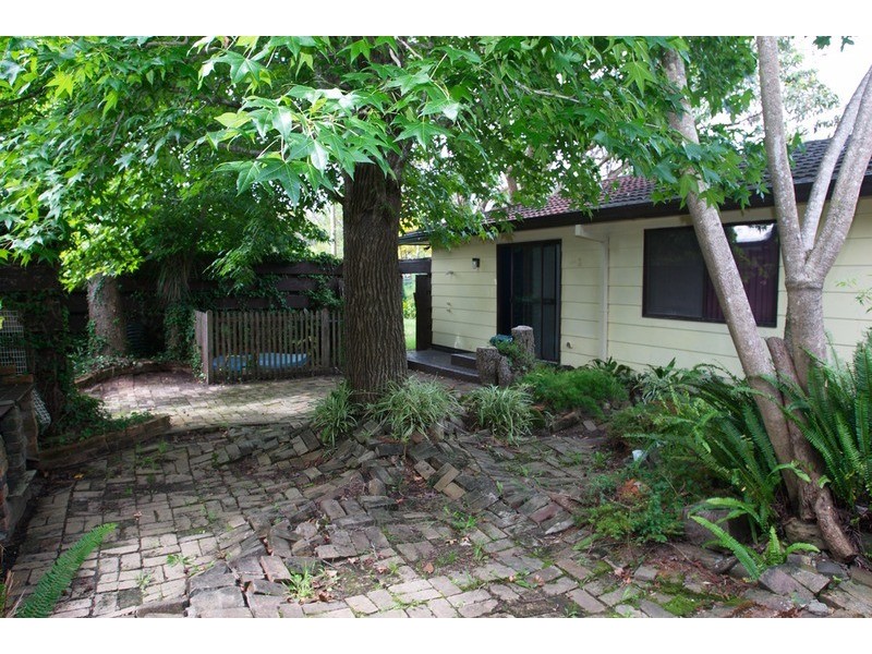 89 Albatross Road, Berkeley Vale NSW 2261