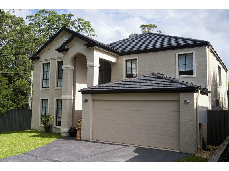 1 Cobbedah  Drive, Springfield NSW 2250