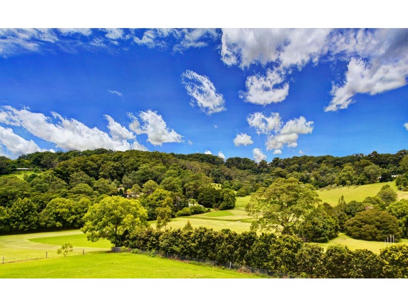 4 Brooks Hill  Lane, Wamberal NSW 2260