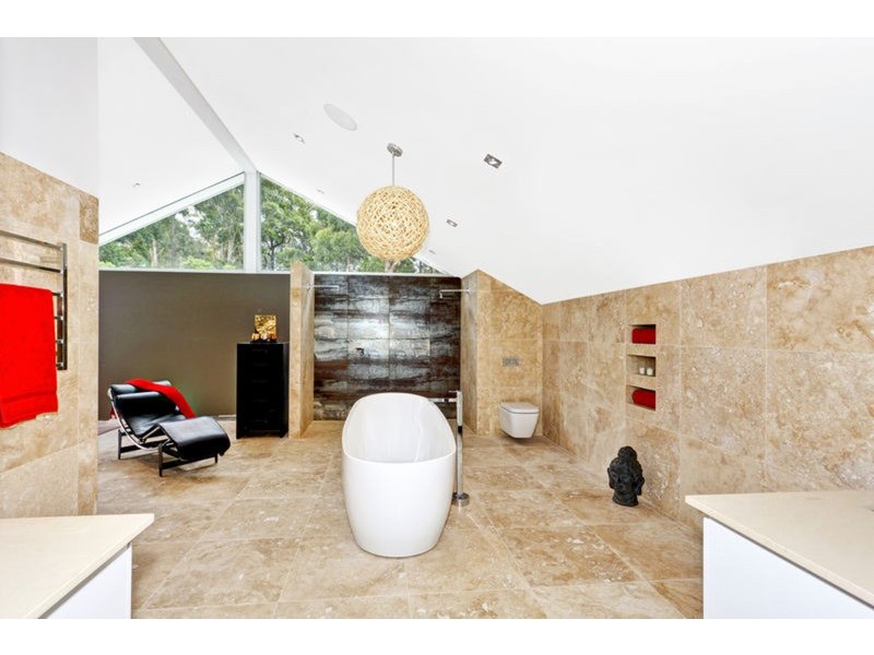 4 Brooks Hill  Lane, Wamberal NSW 2260