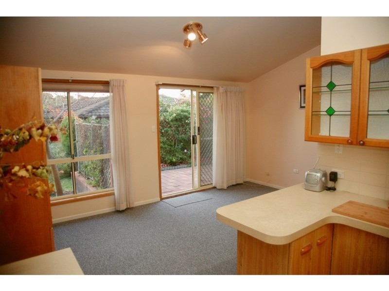 16 Premier Way, Bateau Bay NSW 2261