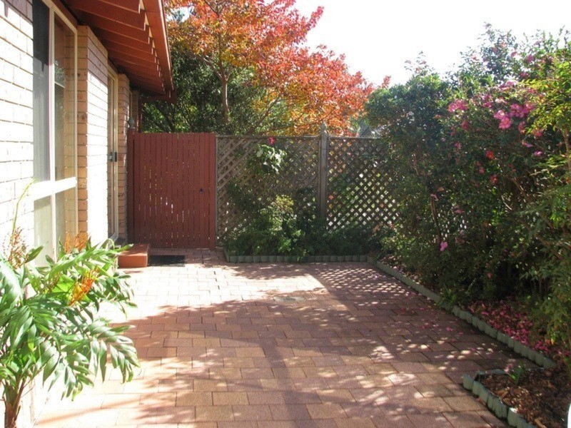 16 Premier Way, Bateau Bay NSW 2261