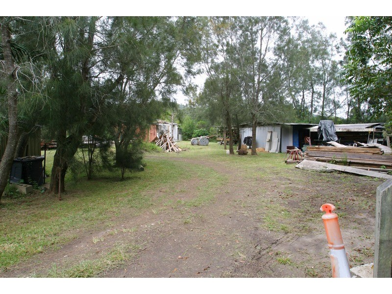 915 The Entrance Road, Wamberal NSW 2260