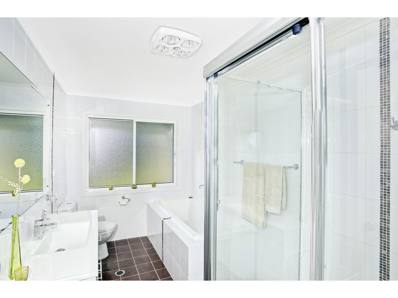 89A Old Gosford Road, Wamberal NSW 2260
