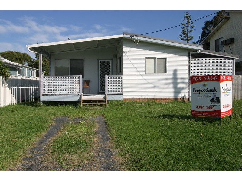 28 Blue Bell Drive, Wamberal NSW 2260