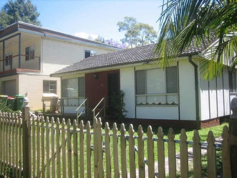 15 Old Tumbi Road, Wamberal NSW 2260