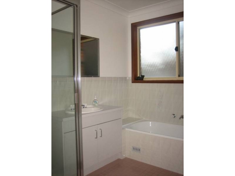 2/3 Plymouth Drive, Wamberal NSW 2260