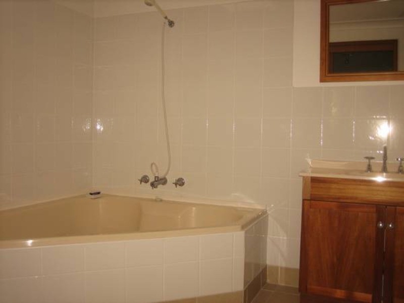 2/3 Plymouth Drive, Wamberal NSW 2260